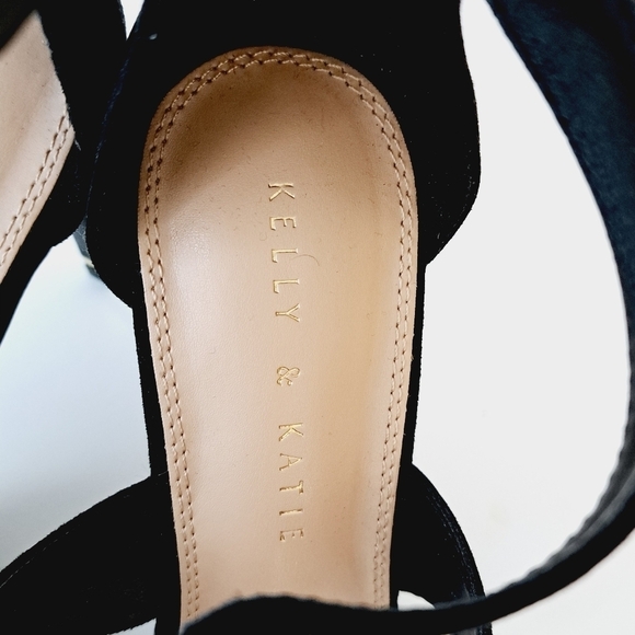Kelly & Katie Evie Black Strappy‎ Gold Accent Faux Suede Pumps - Picture 6 of 12
